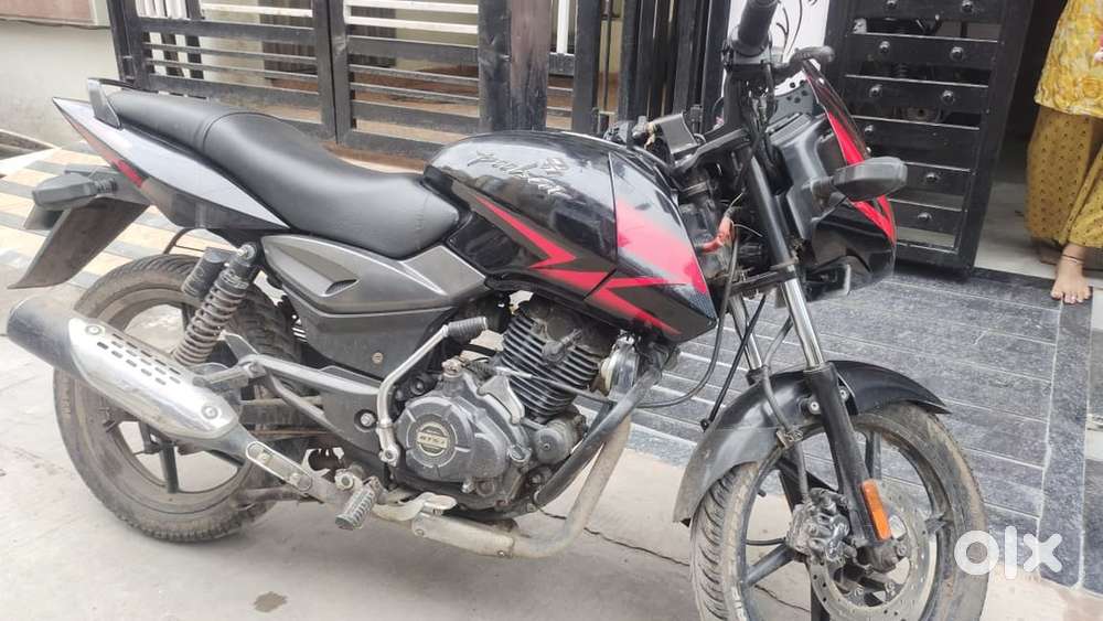 Pulsar 150