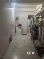 3 rooms rent for living and could use for shop as well