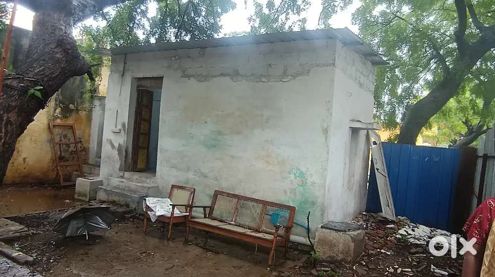 Room for Rent with separate rest rooms including open area