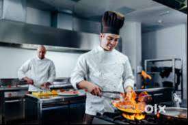 NEED HOUSE COOK( VEG + NONVEG) NEAR (POLITIKNIK CAURAHA
