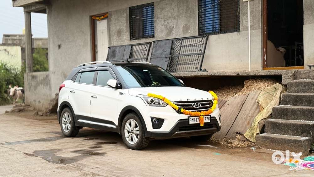 Hyundai Creta Well Maintained, dual tone colour top model