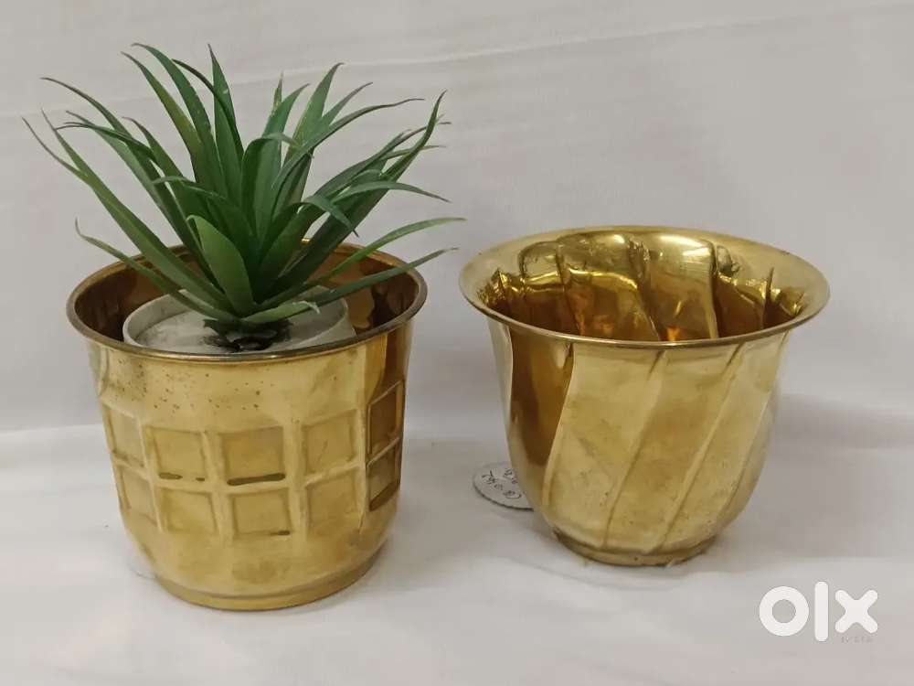 Antique pure brass solid heavy planters set
