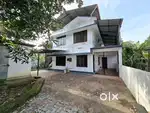 BACHLORES ARE ALLOWED 4BED ROOMS HOUSE IN ALUVA NEAR PARAVUR KAVALA