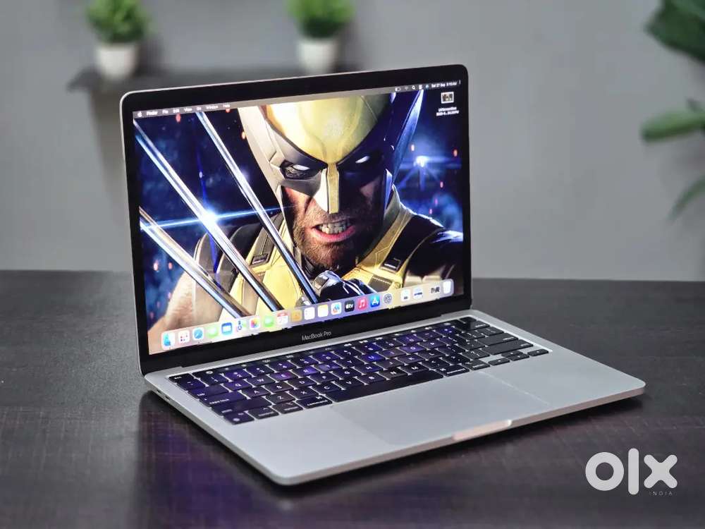 MacGallery Macbook Pro M2 Silver Edition 8gb/256gb 13 inch All ok.