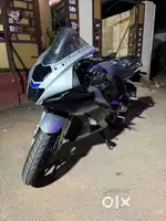 Yamaha R15m