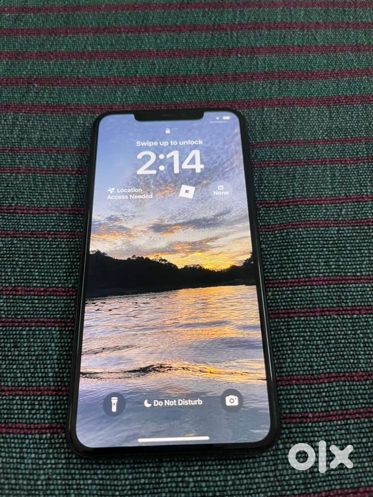 iPhone 11 Pro Max 512GB Pristine Condition Original Display