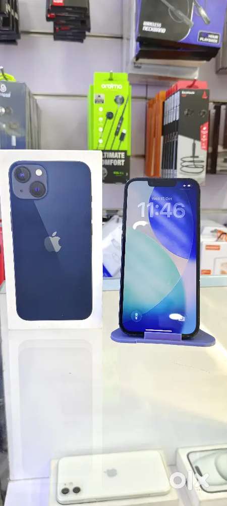 IPHONE 13 128GB GLOSSY BLACK COLOUR FULL BOX NEAT CONDITION