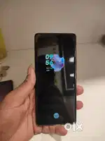 Vivo v40 .8/256gb, Single hand use, A1 camera quality & specifications