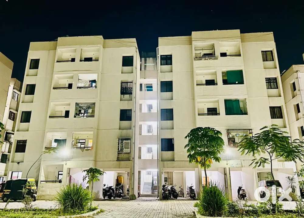 Fully Furnished Flat on Rent (Girls Only)