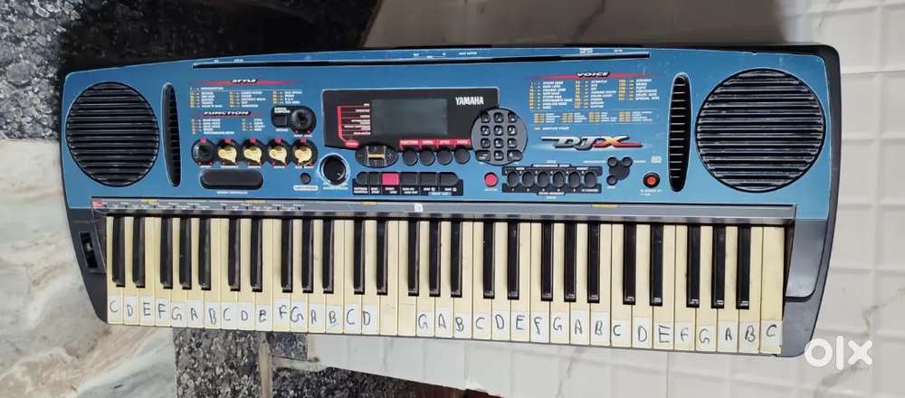 YAMAHA DJX PSR-D1 Electronic Dance Music EDM Keyboard Beats