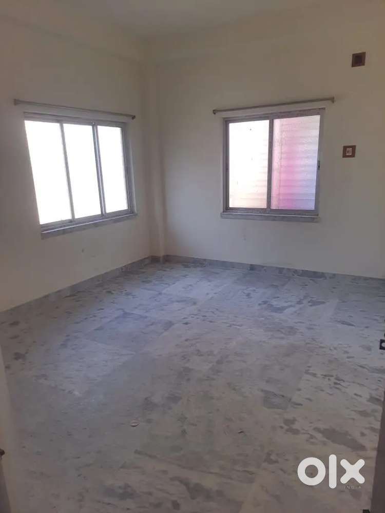 2bhk flat rent in baghajatin 8000rs-