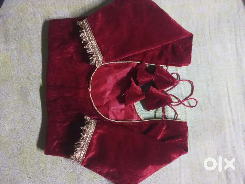 Expensive Stylish dresses for ladies on 60% discount