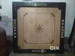 Carrom board