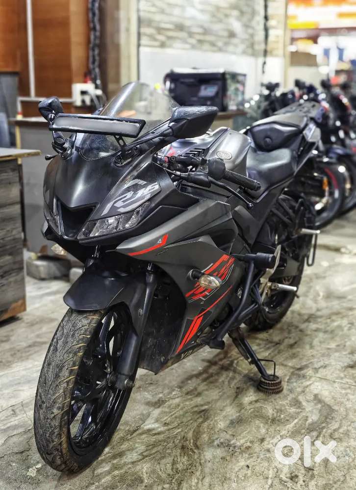 R15 V3 2020 FOR SALE ( PAY 10000 AND GET IT IN EMI )