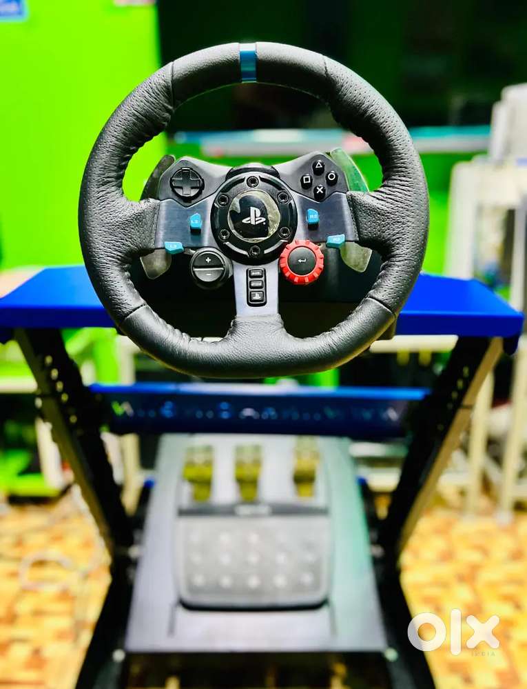 Logitech G29 with official stand