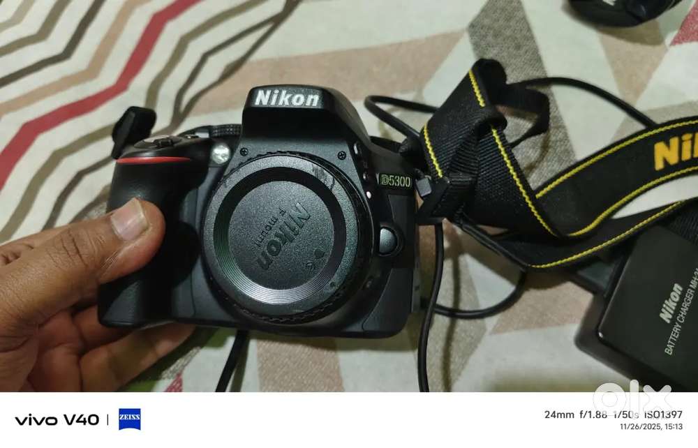 Nikon D5300 DSLR duel Lence for sell just 3 years Old