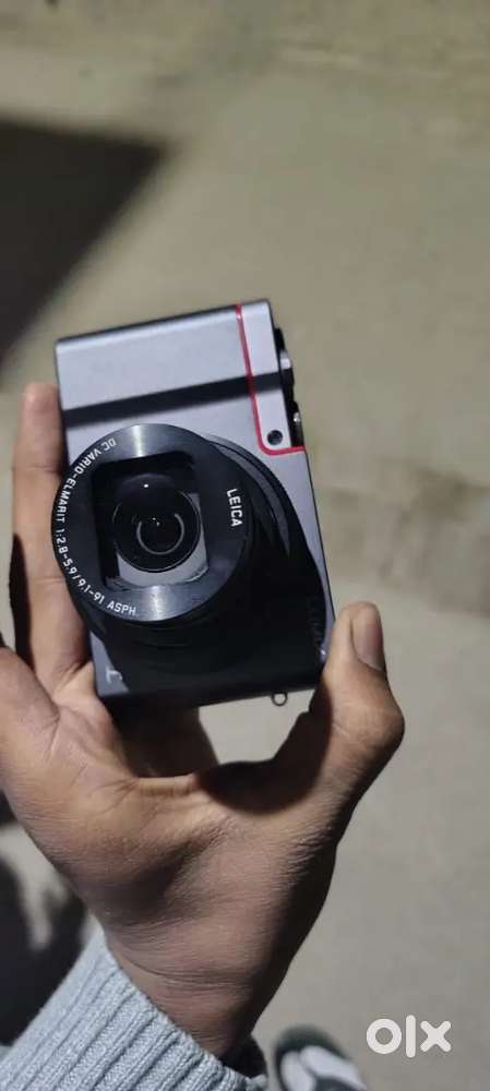 Newly condition penasonic lumix dmc tz100 model no
