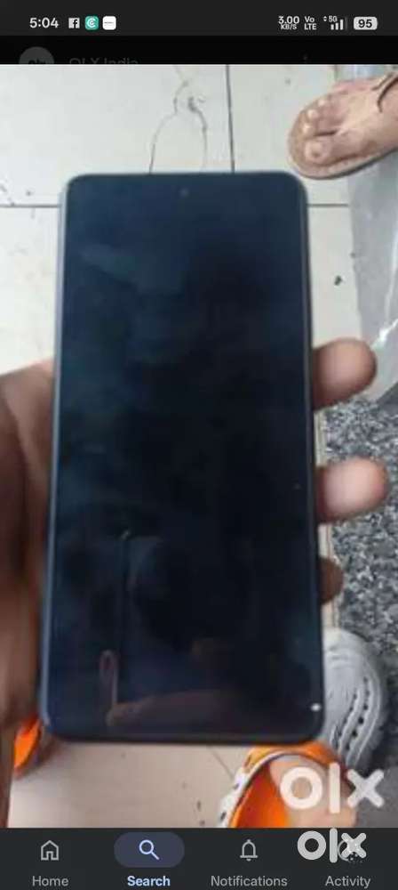 Realme 14x 8 128 5 month warranty me hai