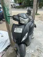 Maestro. Balck colour good confition new battery new tyre