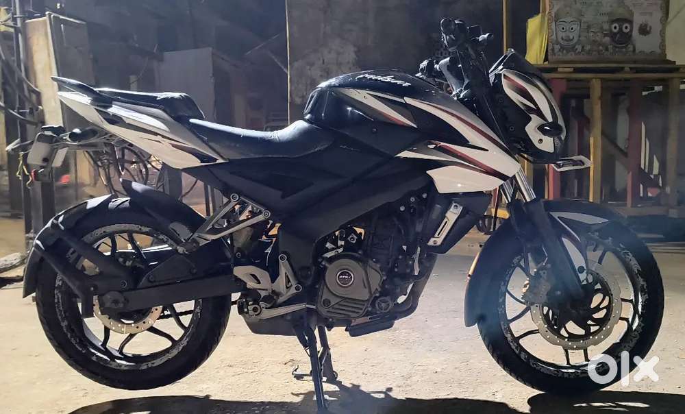 Pulsar 200 NS
