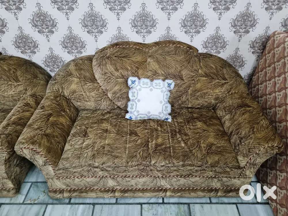 Sofa withtable