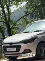 Hyundai New i20 2015 Petrol 137000 Km Driven