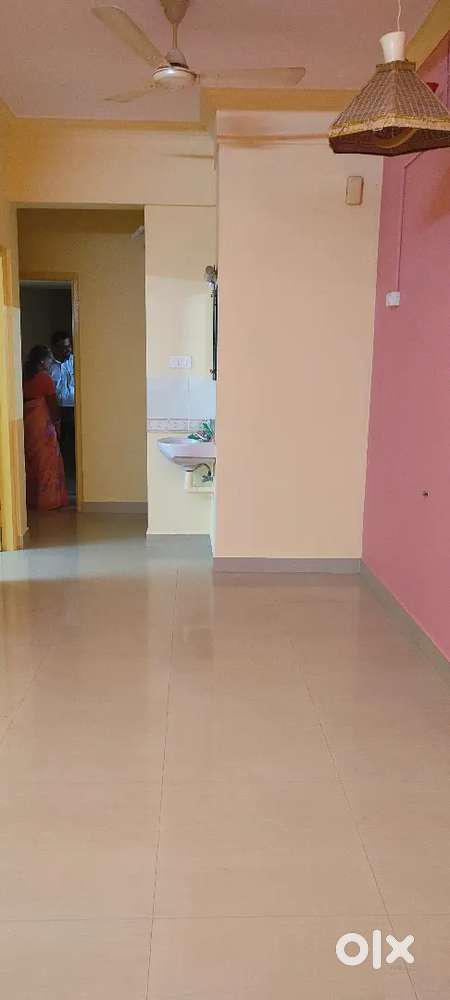 Rental 2 bhk 3rd flore flat in land link konchady