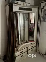 Dressing with 2 cupboards ser