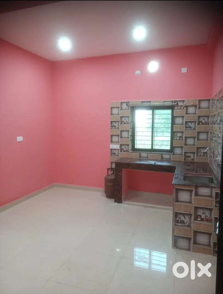 2 BHK ROOM NEAR BRIDGE FORD SCHOOL, TUPUDANA, RANCHI IS AVAILABLE
