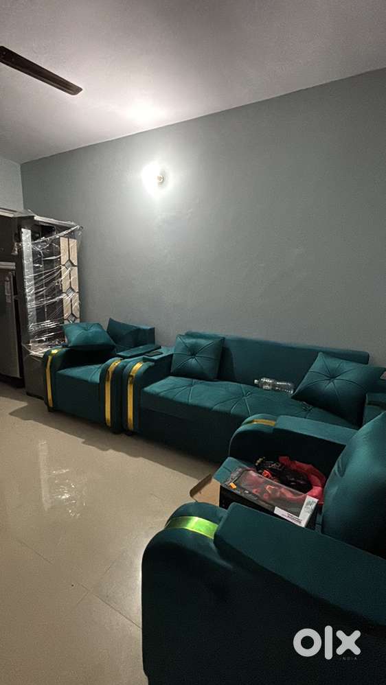 Looking for 1 female flatmate for Furnished flat