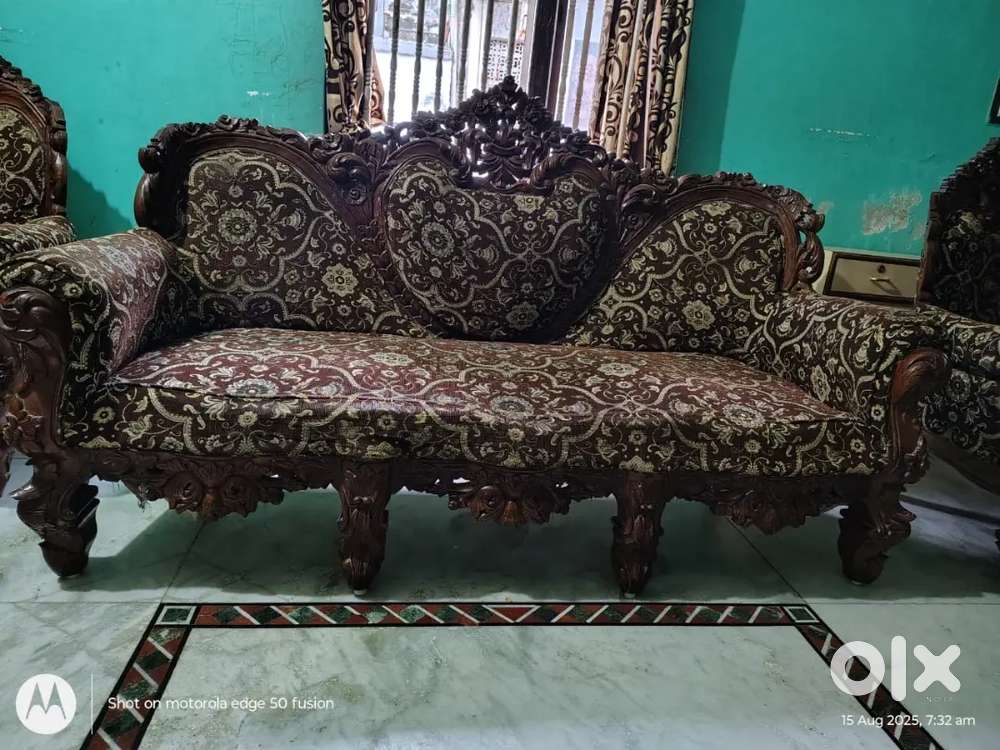 RAJAWADI SOFA SET