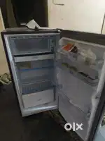 Hairer fridge on a good Condition and have a 6mont Warranty