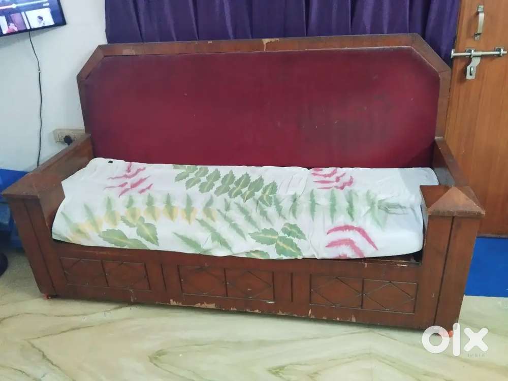 Settee/Single Sofa