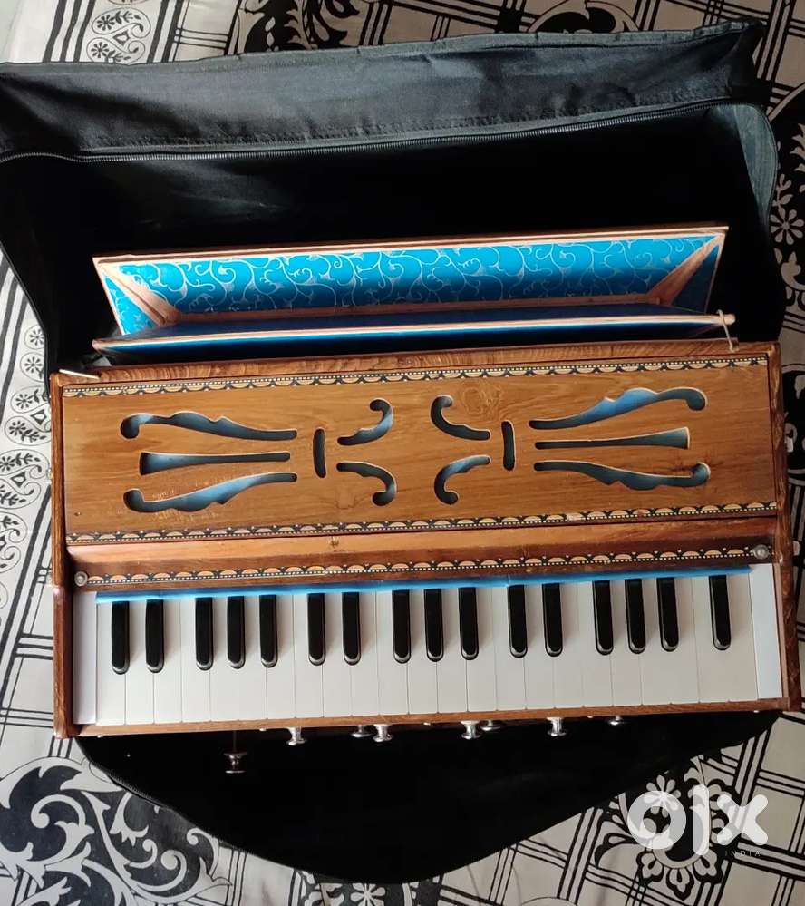 Harmonium 2022