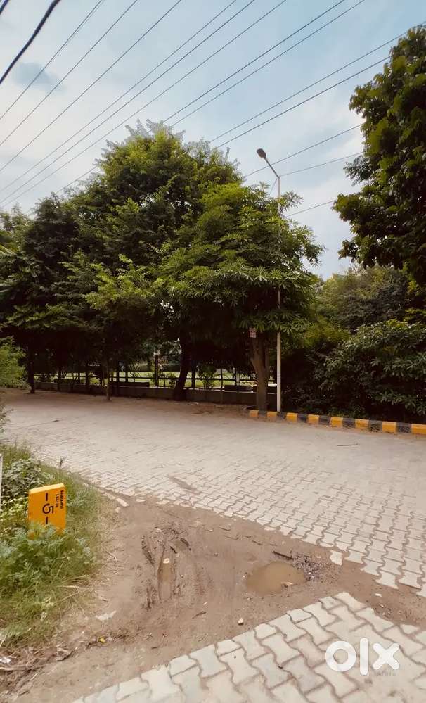 Mannat Luxurious PG With Three Time Food