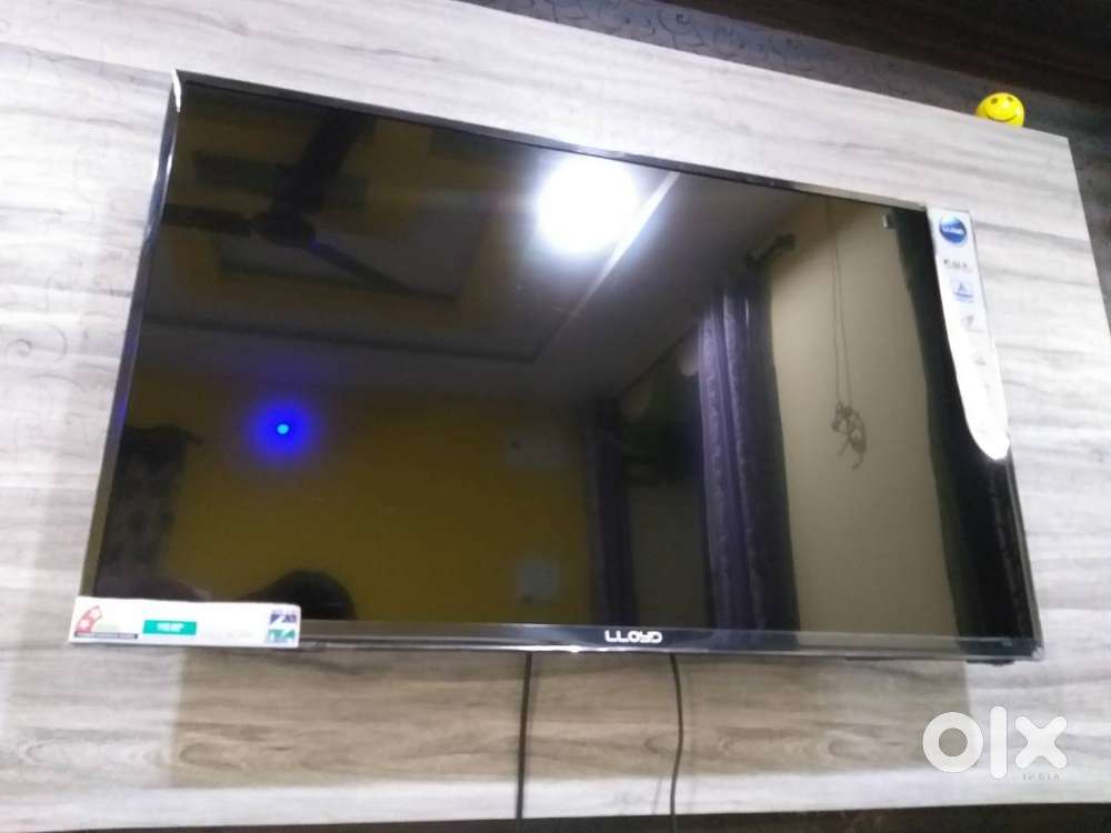 Lloyd 39 Inch Full HD LED TV
