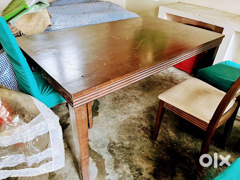 Stylish Dining table Set and  3 wooden Desk Chairs along with