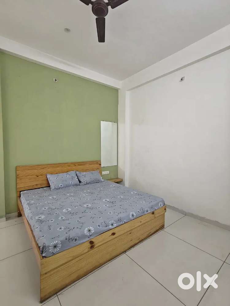 Fully Furnished 1Bhk Zero Brokrege Near Vijay Nagar Square