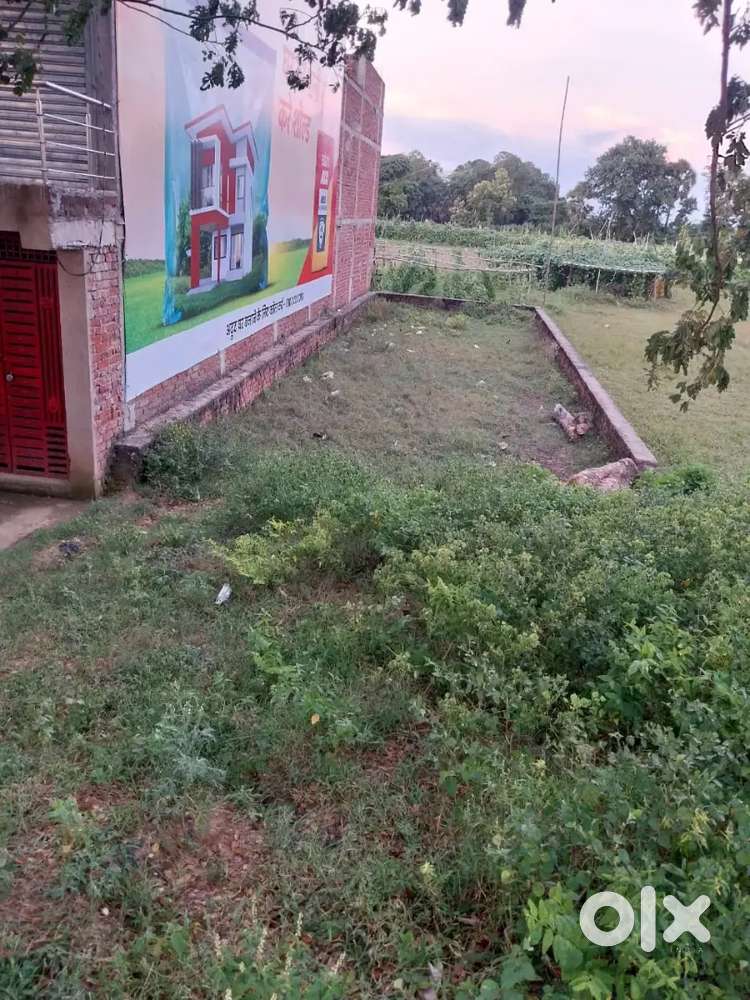 Ram Raj  product  selling on road plot