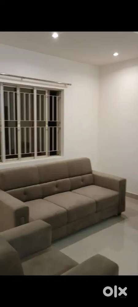 2 bhk house rent 10000 kavoor Gandhinagar