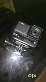Insta 360 one R vlogger camera
