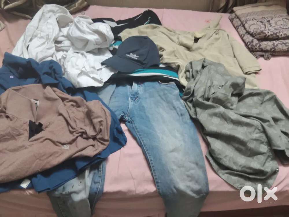 4 jeans 32 size 4 t shirts l size 2 shirts l size 1 cap