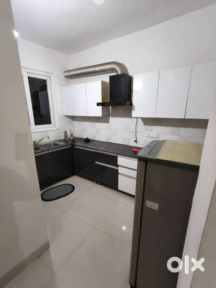 2bhk 3 washroom furnished flat gated society peermuchala dhakoli