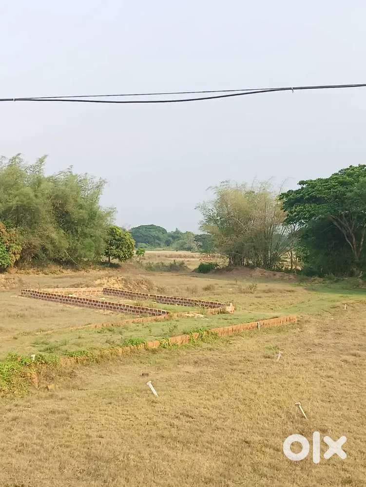 Road site plot semi  commercial