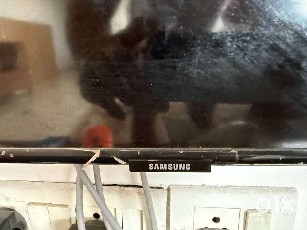 SAMSUNG QLED TV 55 INCH