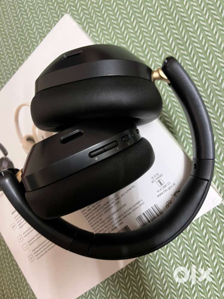 Realme techlife studio H1 Headphones