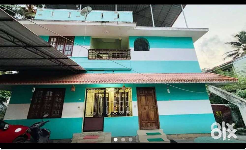 Female roommate wanted  Near technopark phase I & KZK railway station