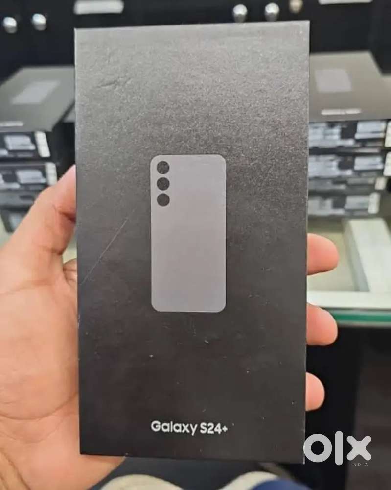 S24 plus 12gb ram 256gb storage snapdragon 8gen3 version