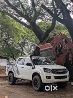 Isuzu D-Max V-Cross 2017 Diesel Well Maintained fully modified