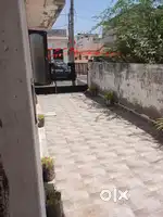 Old house SRC/ 204 war near DAV school/ lot of space of car parking.